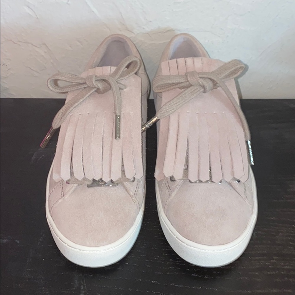NWOT Michael Kors Suede Sneaker